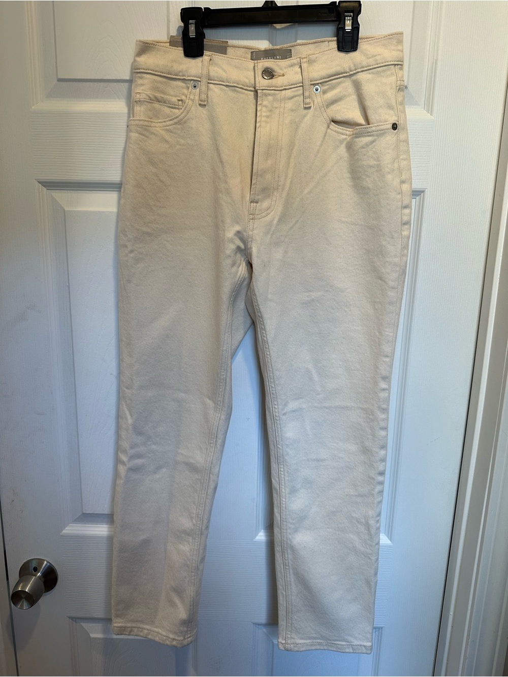 Everlane Women’s High Rise Cream Straight-Leg Jeans